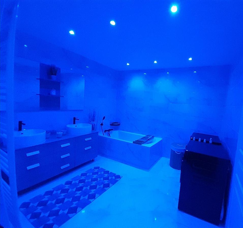 Gite Et Spa 21 Savigny-le-Sec Экстерьер фото